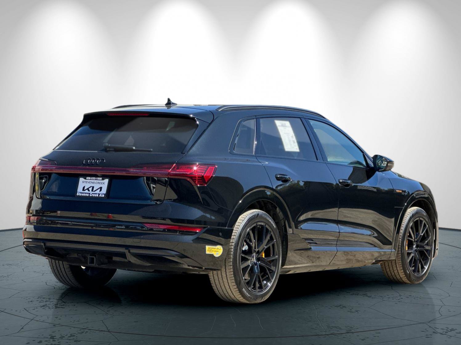 Used 2023 Audi e-tron Chronos AWD/4WD image 4