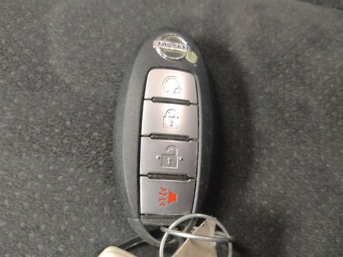 Used 2019 Nissan Murano SV w/ Cargo Package image 32