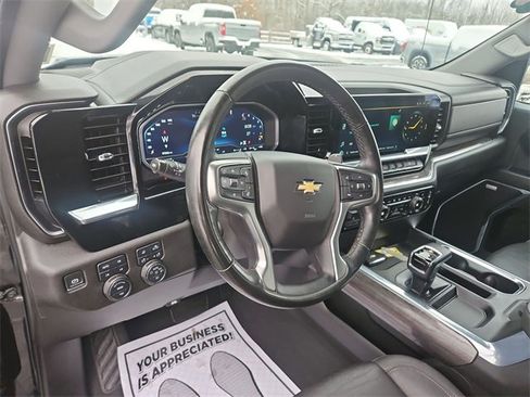Used 2024 Chevrolet Silverado 1500 LTZ w/ Z71 Off-Road Package image 10