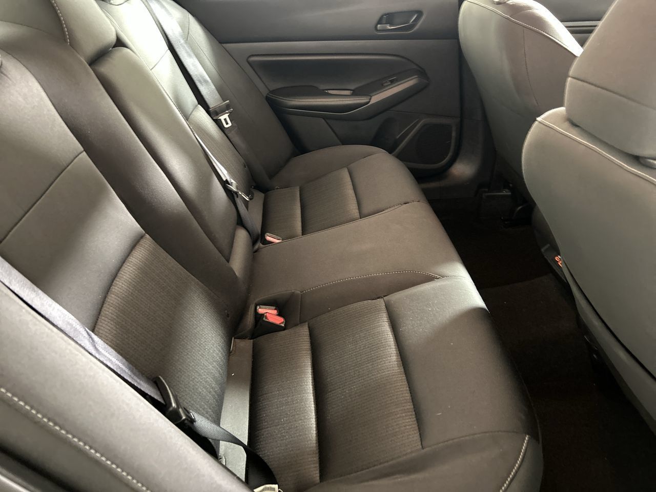 Used 2025 Nissan Altima 2.5 SV FWD image 25