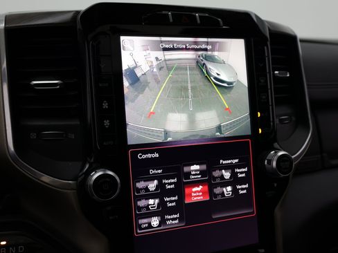 Used 2019 RAM 1500 Laramie RWD image 28