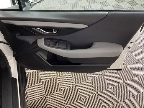 Used 2020 Subaru Outback Premium image 8