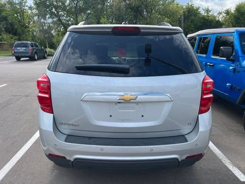 Used 2017 Chevrolet Equinox LT w/ Convenience Package FWD image 5