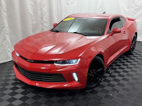 Used 2018 Chevrolet Camaro LT image 2