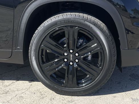 New 2026 GMC Acadia Elevation w/ Black Edition FWD image 33
