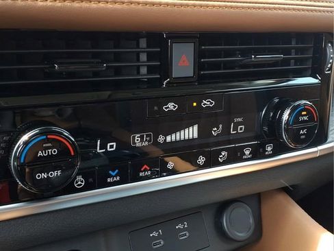 New 2026 Nissan Rogue Platinum AWD/4WD image 11