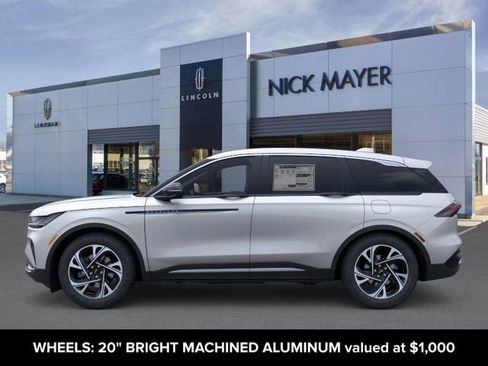 New 2026 Lincoln Nautilus Premier image 3