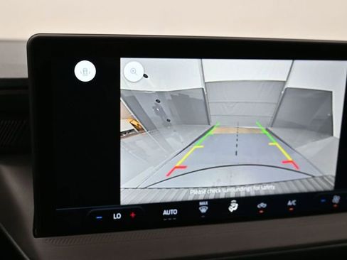 New 2025 Ford Maverick XL image 21