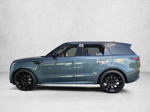 Certified 2026 Land Rover Range Rover Sport Dynamic SE AWD/4WD image 9