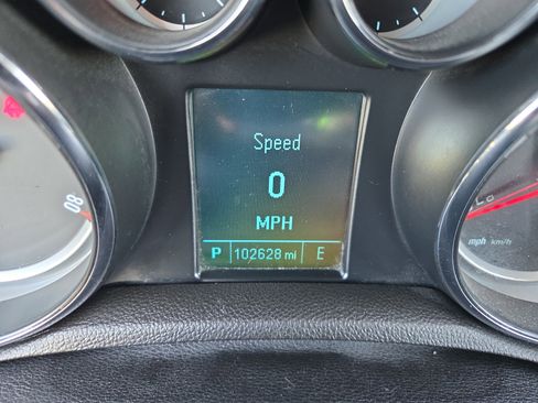 Used 2015 Buick Encore Convenience FWD image 18