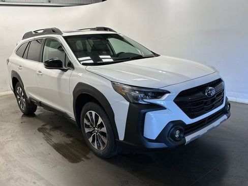 Certified 2025 Subaru Outback Limited image 29
