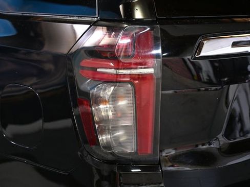 Used 2023 Chevrolet Tahoe LT image 13