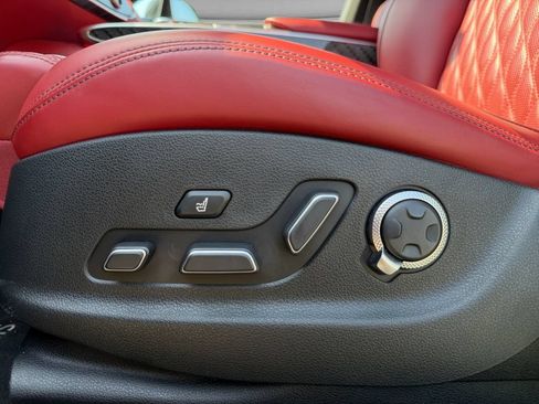 Used 2024 Genesis GV70 3.5T Sport w/ Sport Prestige Package AWD/4WD image 11