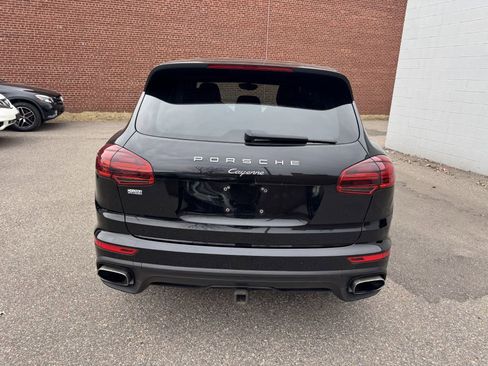 Used 2016 Porsche Cayenne w/ Premium Package Plus image 6