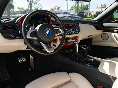 Used 2011 BMW Z4 sDrive30i RWD image 30