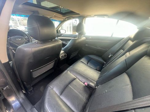 Used 2010 INFINITI G37 Journey w/ Premium Pkg image 26