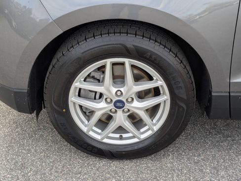 Used 2022 Ford Edge SEL w/ Convenience Package AWD/4WD image 11