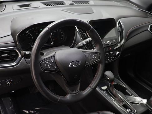 Used 2022 Chevrolet Equinox RS w/ RS Leather Package image 6