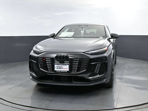 New 2027 Audi SQ6 e-tron Premium Plus AWD/4WD image 3