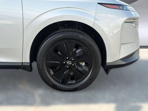 Certified 2025 Nissan Murano SV AWD/4WD image 16