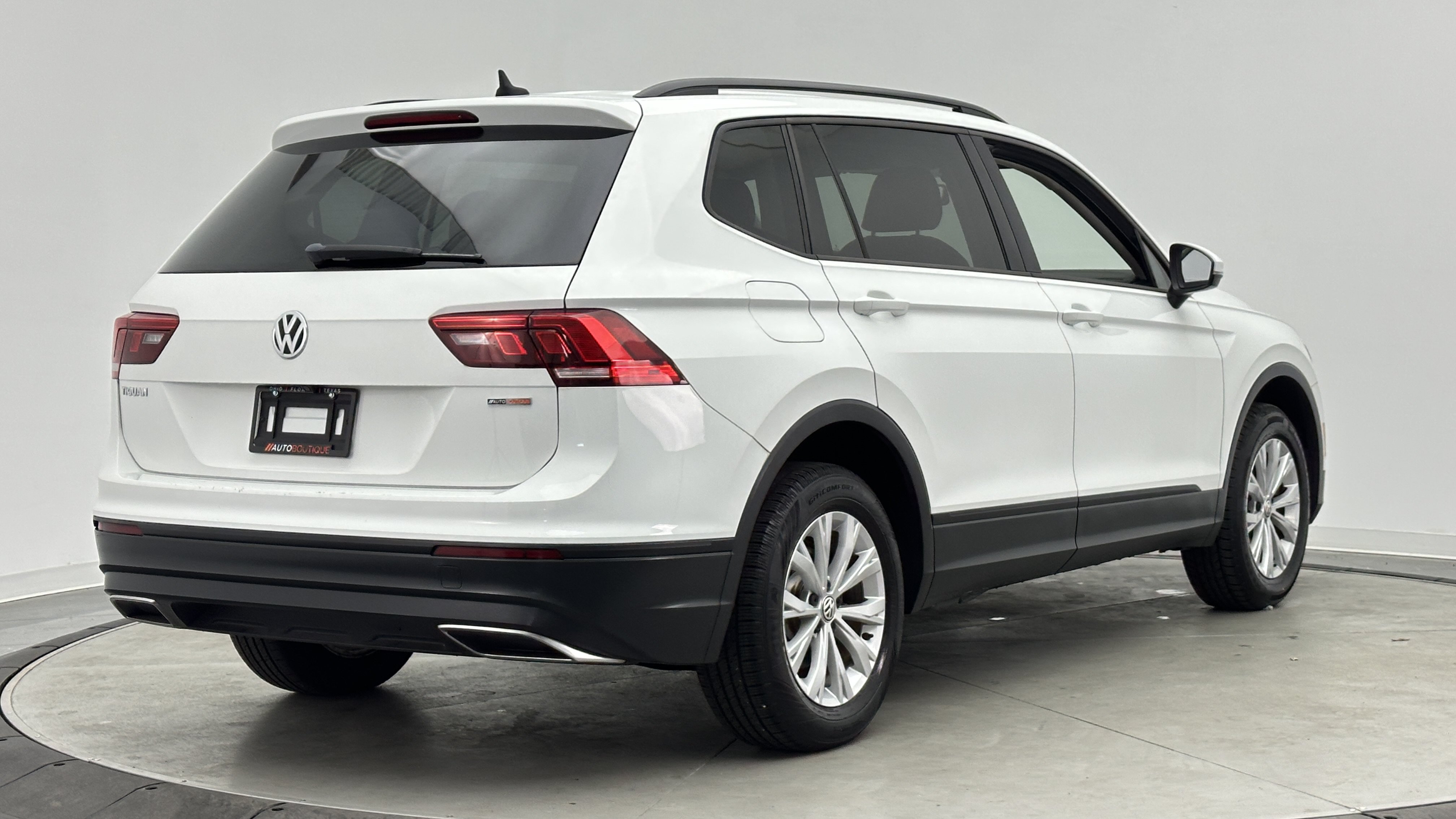Used 2020 Volkswagen Tiguan S FWD image 7