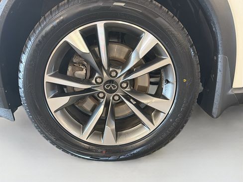 Used 2023 INFINITI QX60 Luxe w/ Cargo Package AWD/4WD image 11