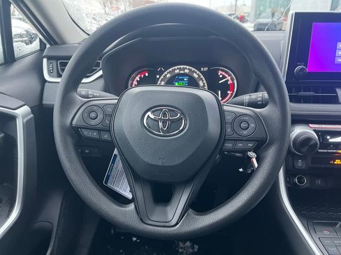 New 2025 Toyota RAV4 LE image 15
