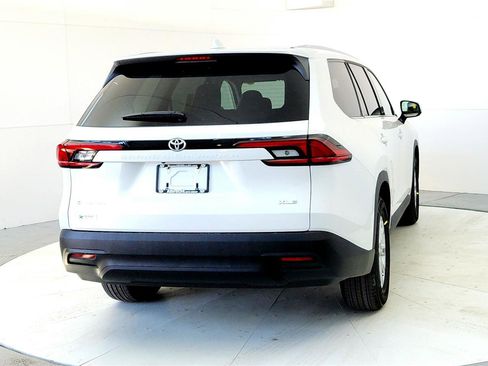 New 2026 Toyota Grand Highlander XLE image 5