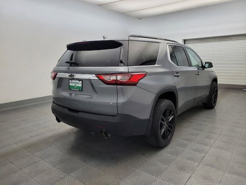 Used 2019 Chevrolet Traverse LT FWD image 9