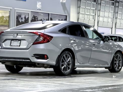 Used 2020 Honda Civic EX image 8
