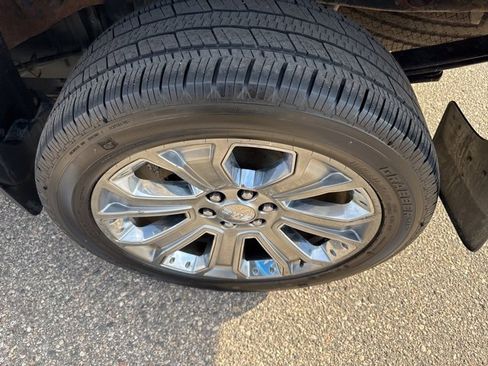 Used 2017 GMC Sierra 1500 Denali w/ Denali Ultimate Package image 4