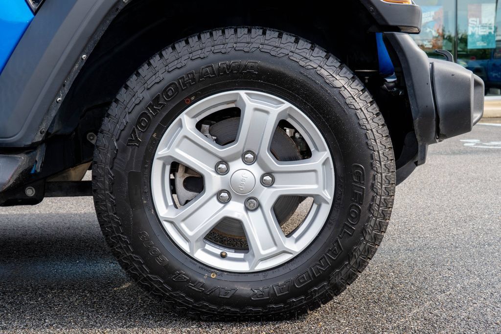 Used 2021 Jeep Wrangler Unlimited Sport AWD/4WD image 26