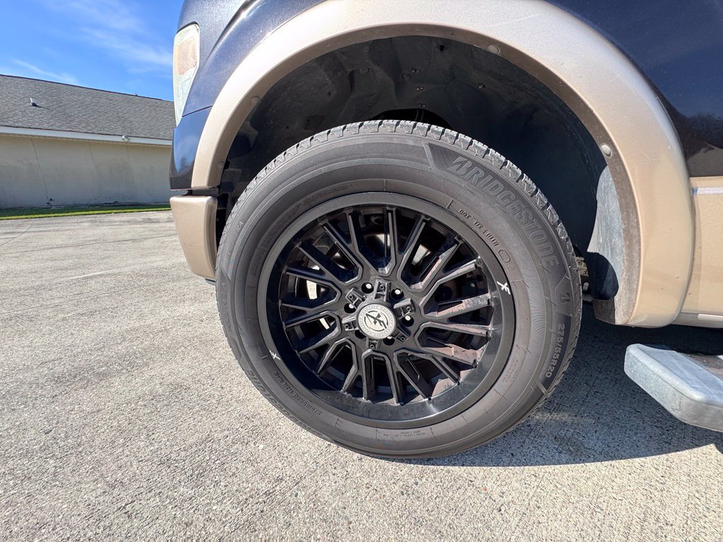 Used 2013 Ford F150 Lariat w/ Luxury Equipment Group RWD image 11