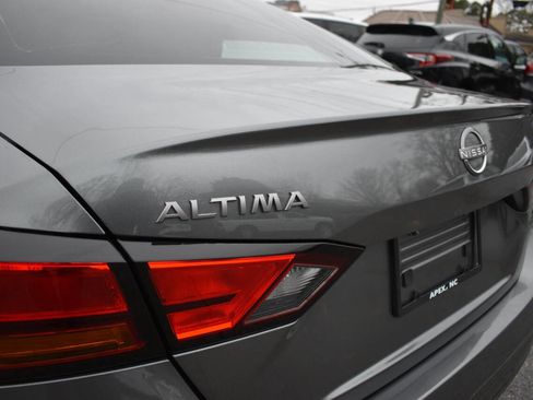 Used 2023 Nissan Altima 2.5 SV image 29