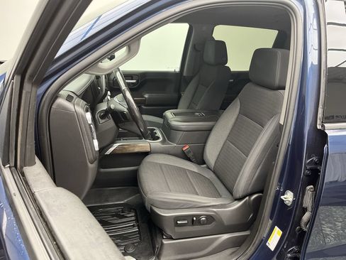 Used 2020 GMC Sierra 1500 Elevation w/ Elevation Value Package AWD/4WD image 10