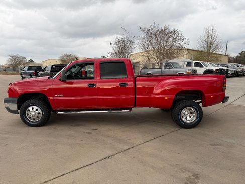 Used 2006 Chevrolet Silverado 3500 LT w/ Heavy-Duty Power Package image 3