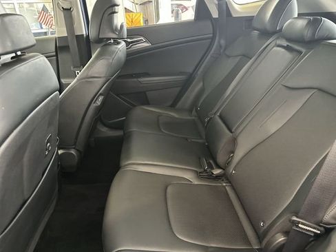 Certified 2023 Kia Sportage SX image 27