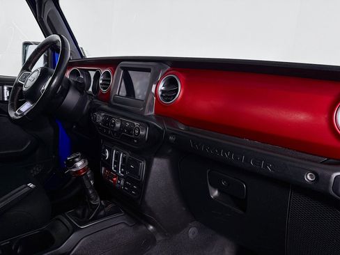 Used 2018 Jeep Wrangler Rubicon image 25