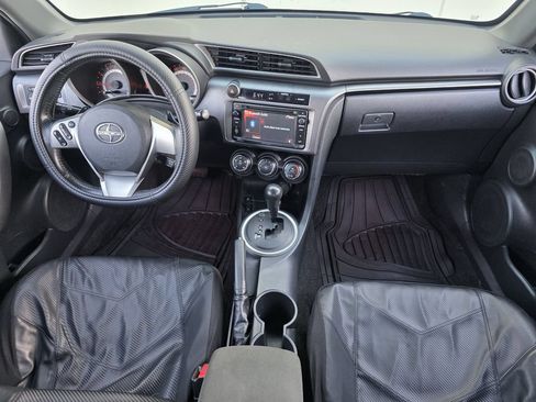 Used 2015 Scion tC FWD image 9