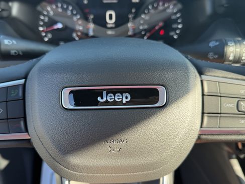 New 2026 Jeep Compass Latitude AWD/4WD image 15