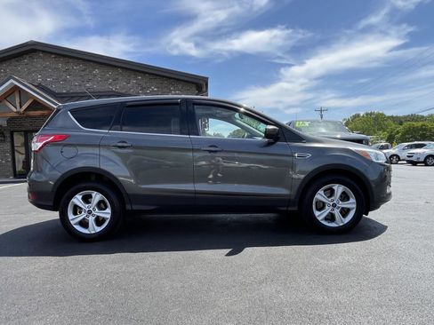 Used 2016 Ford Escape SE AWD/4WD image 23