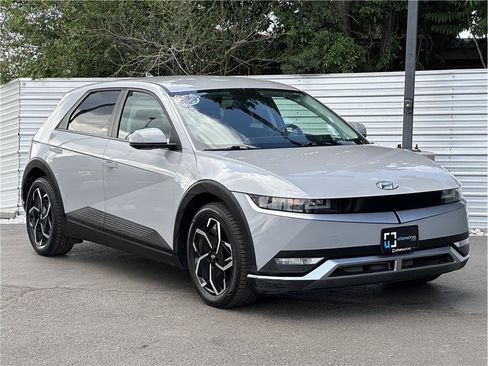 Used 2024 Hyundai Ioniq 5 SE AWD/4WD image 9