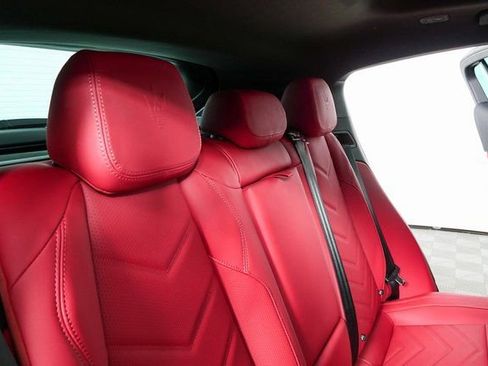 New 2026 Maserati Grecale Modena image 23