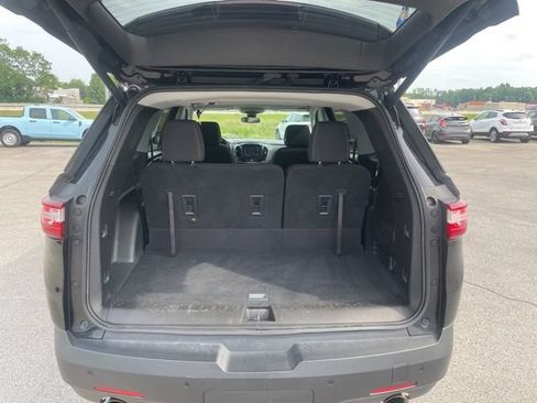 Used 2020 Chevrolet Traverse LT FWD image 47