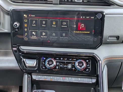 New 2026 GMC Sierra 1500 AT4 w/ AT4 Premium Package AWD/4WD image 17