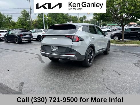 Certified 2026 Kia Sportage EX FWD image 9