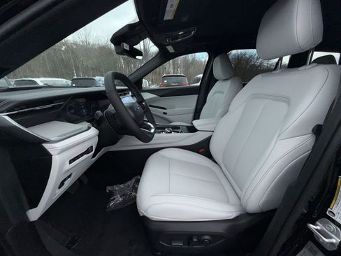 New 2026 Jeep Cherokee Limited image 4