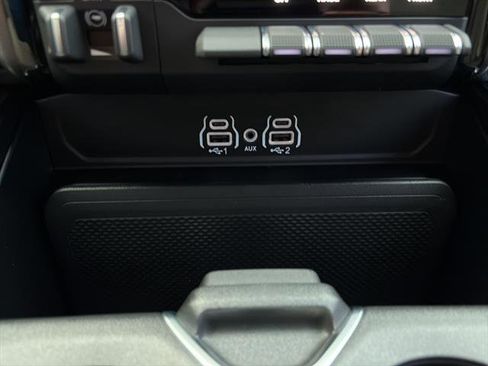 Used 2025 RAM 2500 Big Horn image 24