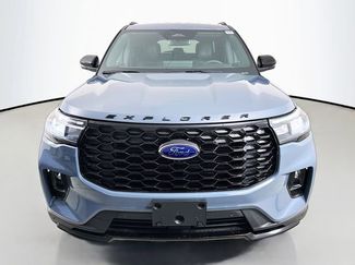 New 2026 Ford Explorer ST-Line w/ ST-Line Street Pack video 2