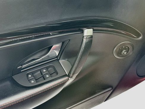 Used 2013 Maserati GranTurismo Sport RWD image 19